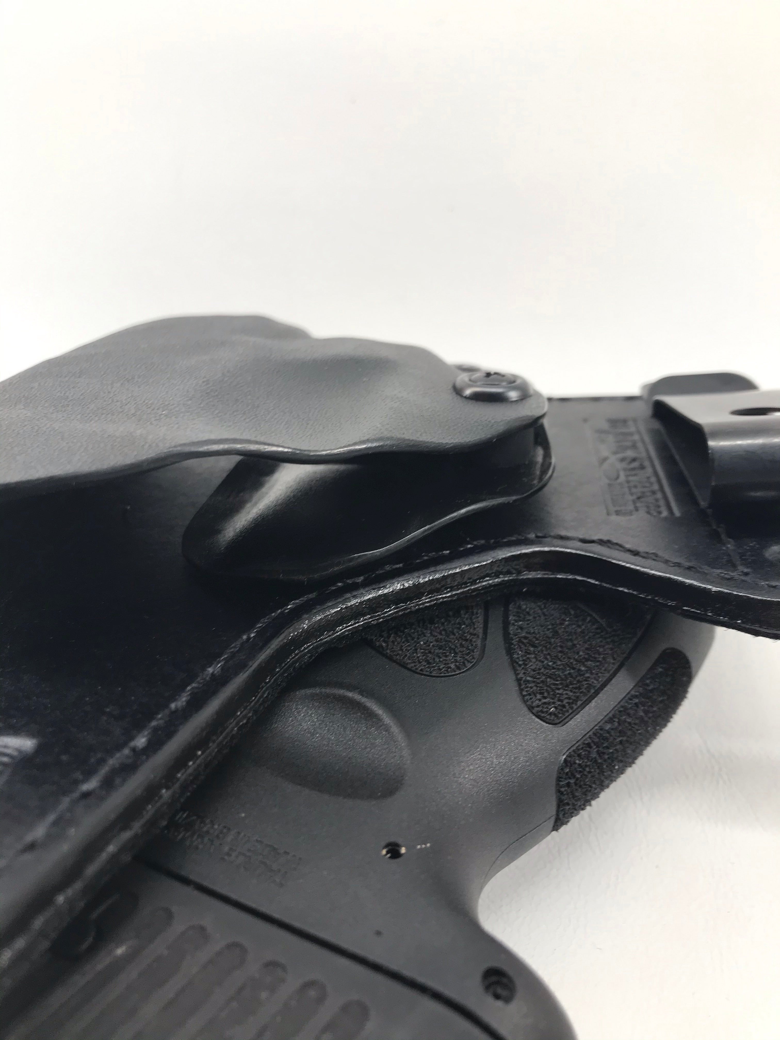 Retention Hybrid/ BLACK (Locking Leather) - Black Swamp Leather Company